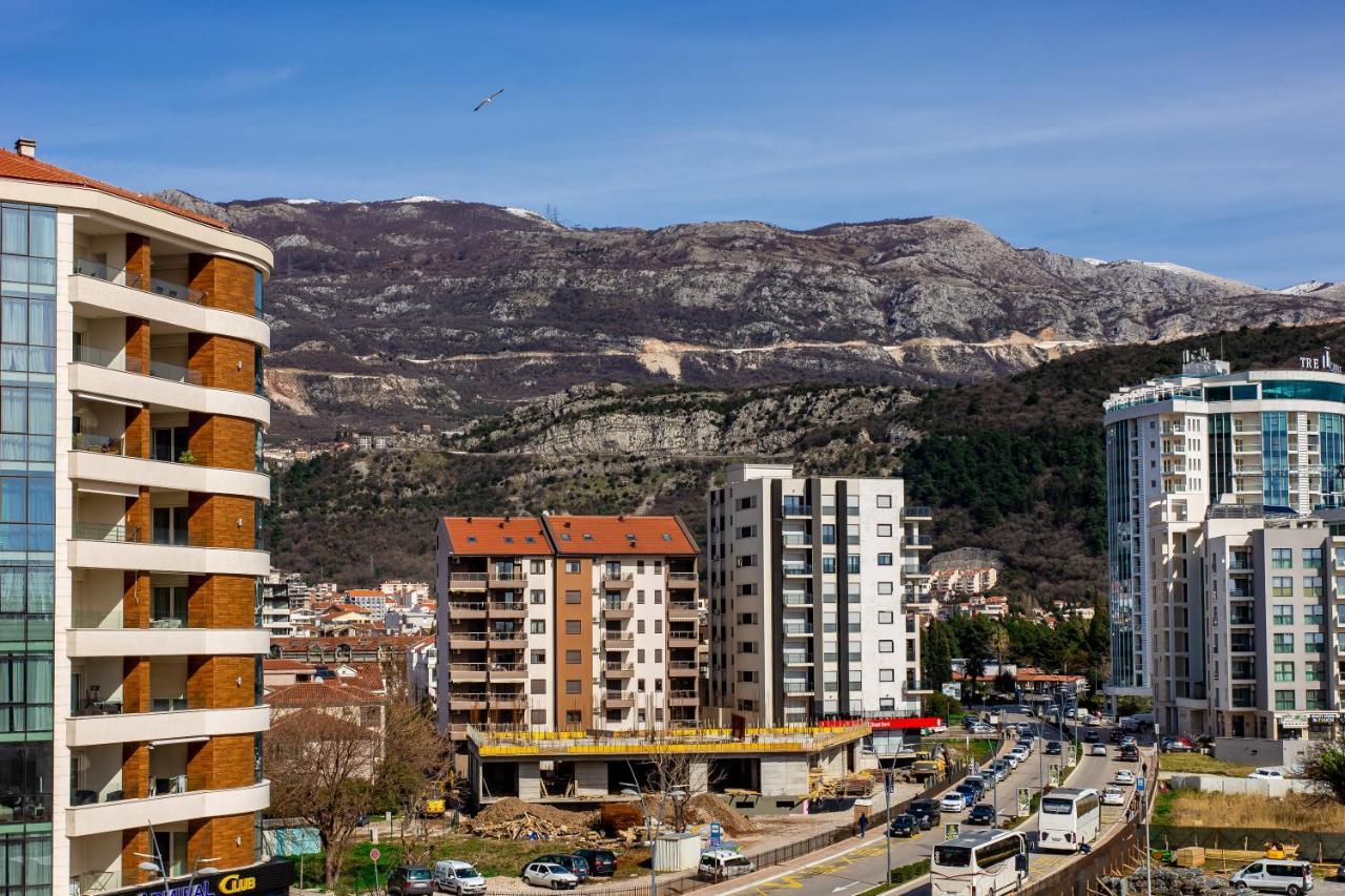 Apartments Lora In Apart-Hotel Budva Exterior foto