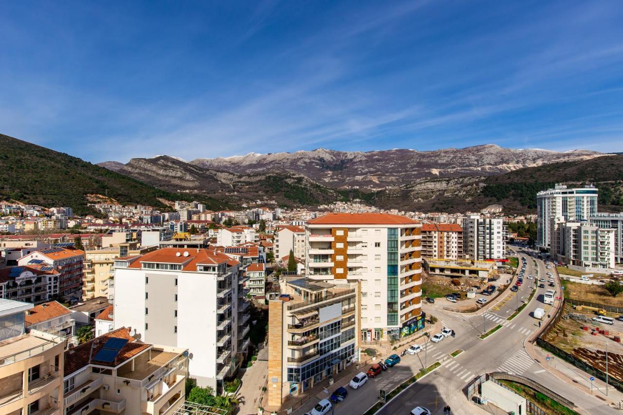 Apartments Lora In Apart-Hotel Budva Exterior foto